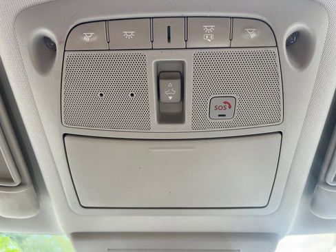 Used 2019 Nissan Armada SL w/ Premium Package image 32