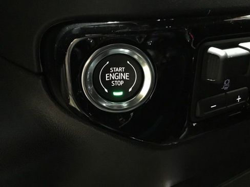 New 2026 Chevrolet Silverado 1500 LTZ w/ LTZ Premium Package image 38