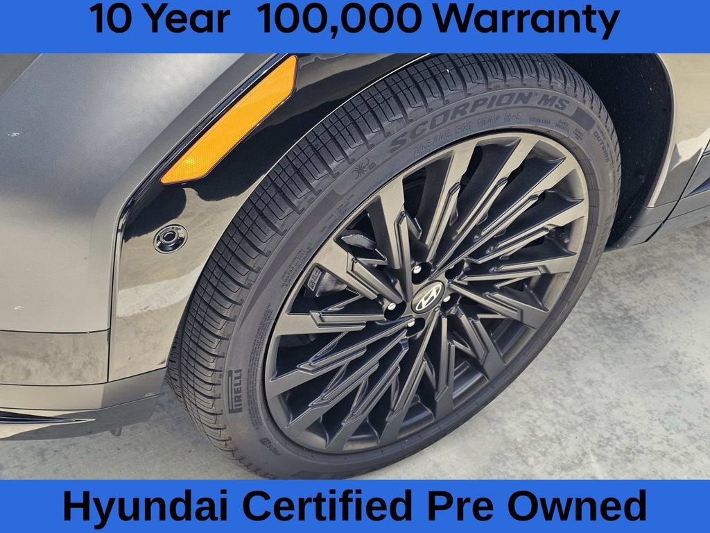 Used 2025 Hyundai Santa Fe Calligraphy FWD image 8