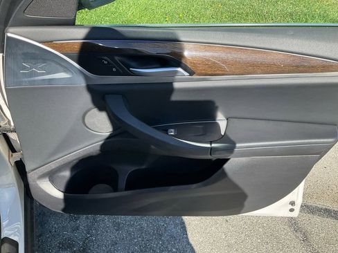 Used 2023 BMW X4 xDrive30i image 28