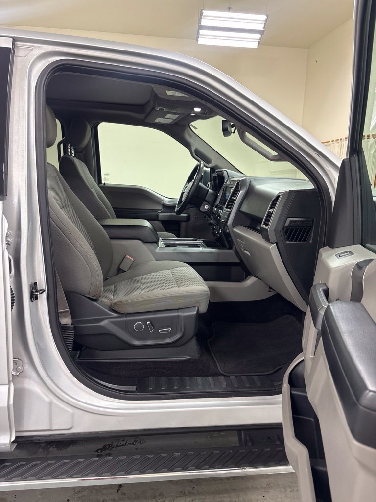 Used 2017 Ford F150 XLT w/ Equipment Group 302A Luxury RWD image 23