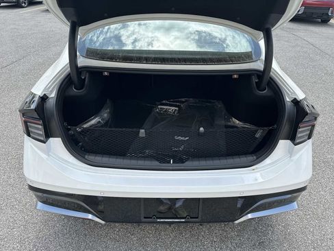 New 2026 Hyundai Sonata Limited image 22