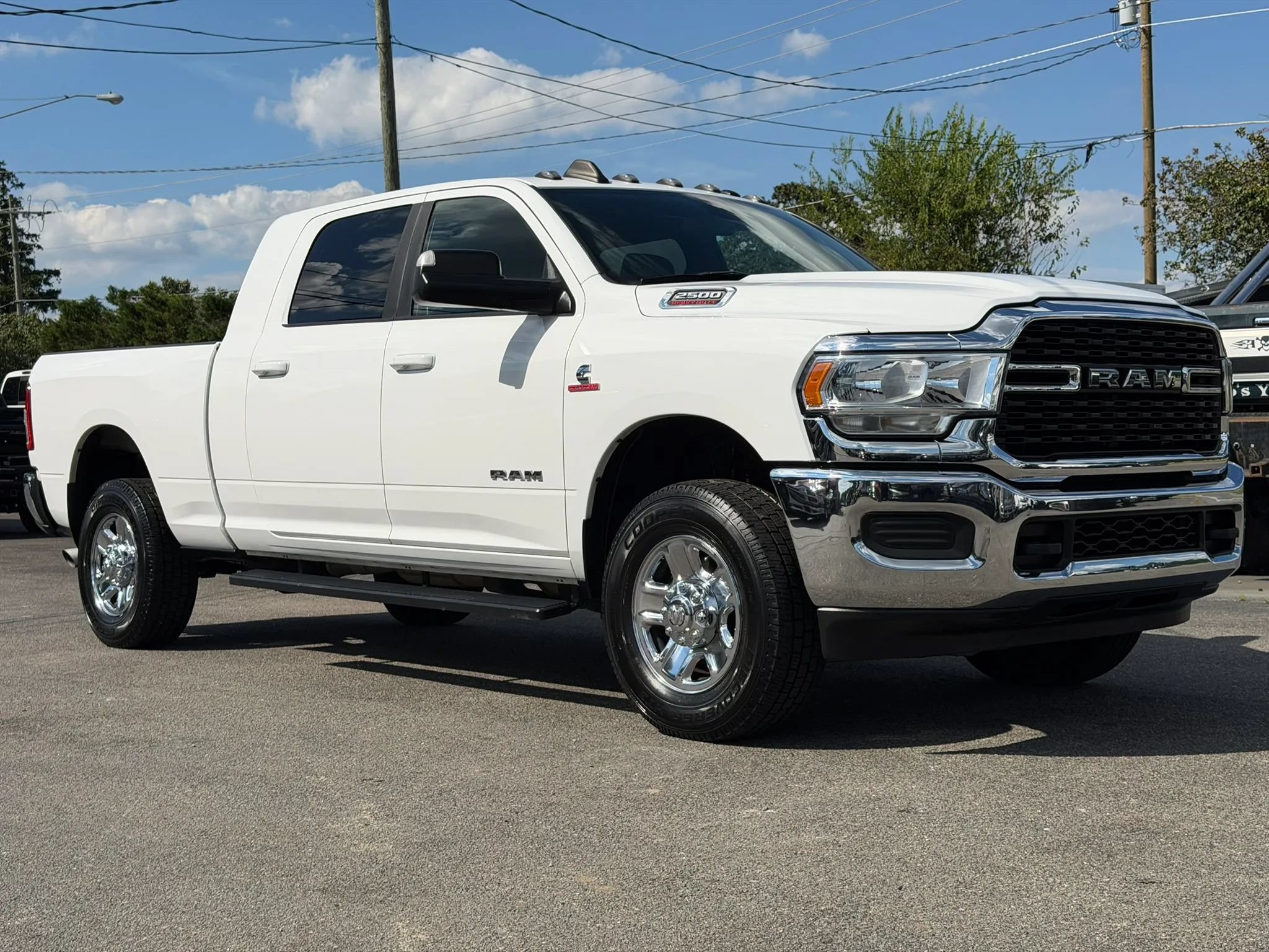 Used 2022 RAM 2500 Big Horn AWD/4WD image 3
