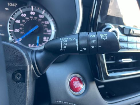 Used 2022 Toyota Highlander Limited image 27