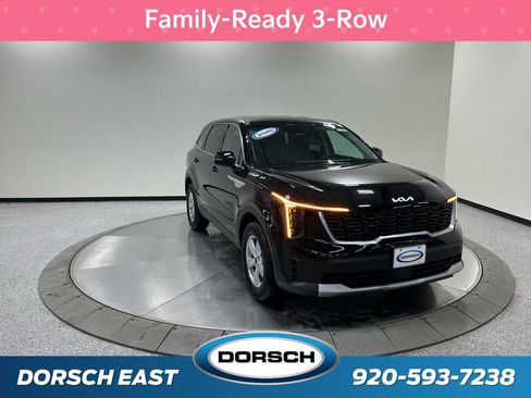 New 2026 Kia Sorento LX image 3