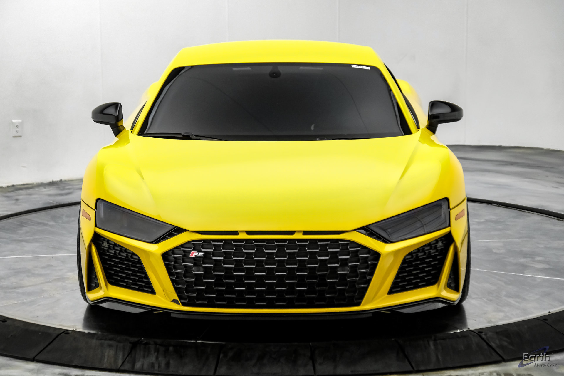 Used 2021 Audi R8 V10 w/ Premium Package RWD image 34