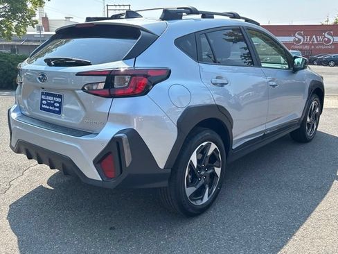 Used 2024 Subaru Crosstrek 2.5i Limited AWD/4WD image 3