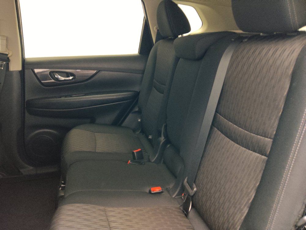 Used 2019 Nissan Rogue S w/ Special Edition Package AWD/4WD image 18
