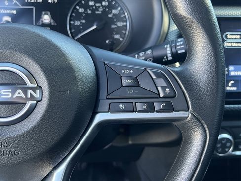 Certified 2023 Nissan Kicks SV image 12