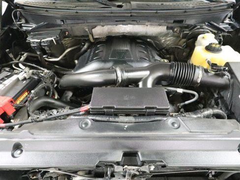 Used 2014 Ford F150 XLT w/ Equipment Group 302A Luxury AWD/4WD image 19