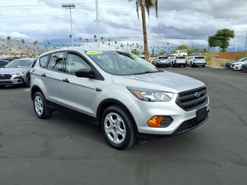 Used 2018 Ford Escape S image 1