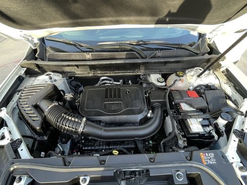 Used 2023 GMC Acadia SLE w/ Driver Convenience Package image 25