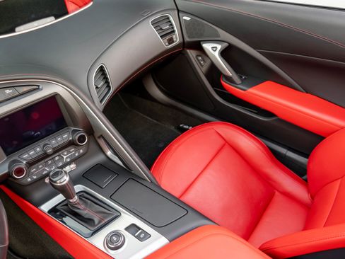 Used 2017 Chevrolet Corvette Grand Sport image 30