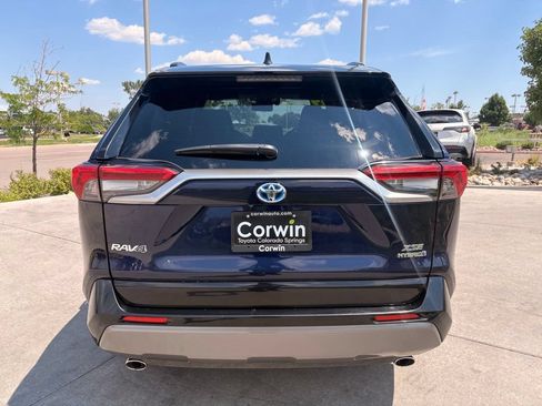 Used 2019 Toyota RAV4 XSE w/ XSE Weather Package AWD/4WD image 8