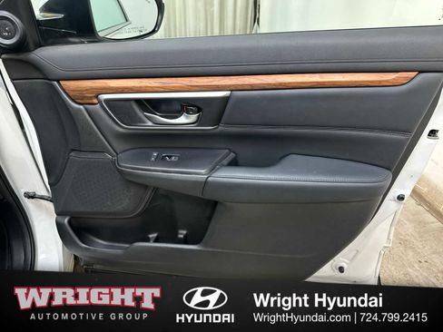 Used 2022 Honda CR-V Touring image 17