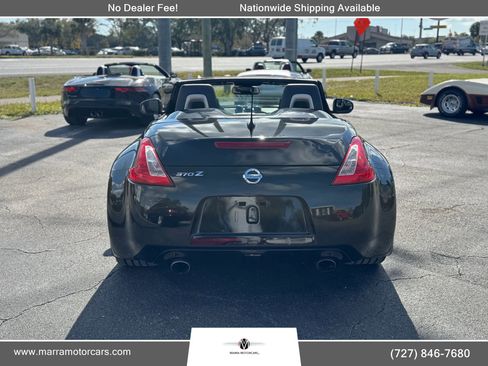 Used 2011 Nissan 370Z Touring w/ Sport Pkg image 7