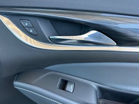 Certified 2023 Buick Enclave Essence FWD image 23