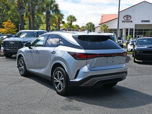Used 2023 Lexus RX 350 Premium w/ Cold Area Package FWD image 3