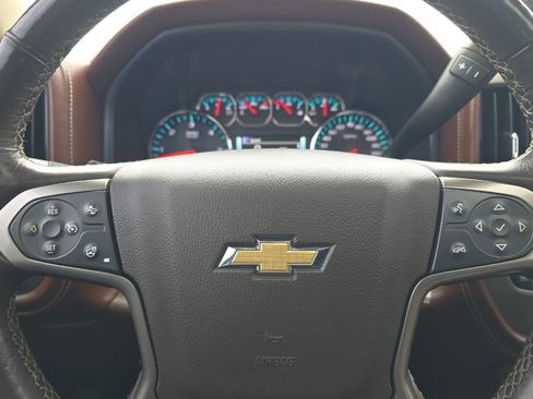 Used 2017 Chevrolet Silverado 1500 High Country image 22
