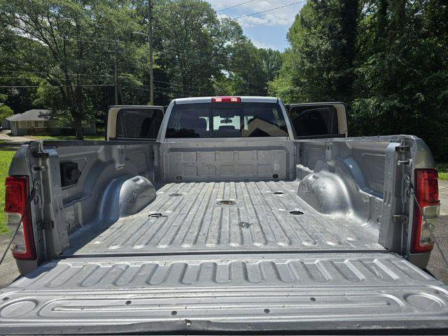 Used 2019 RAM 3500 Tradesman AWD/4WD image 4