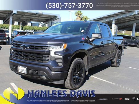 Used 2023 Chevrolet Silverado 1500 RST w/ Z71 Off-Road Package image 3