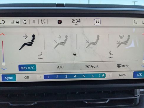 Certified 2025 Jeep Wrangler Unlimited Sahara AWD/4WD image 31