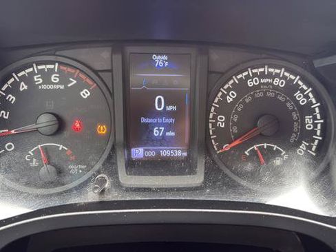 Used 2019 Toyota Tacoma SR w/ SR Convenience Package AWD/4WD image 11