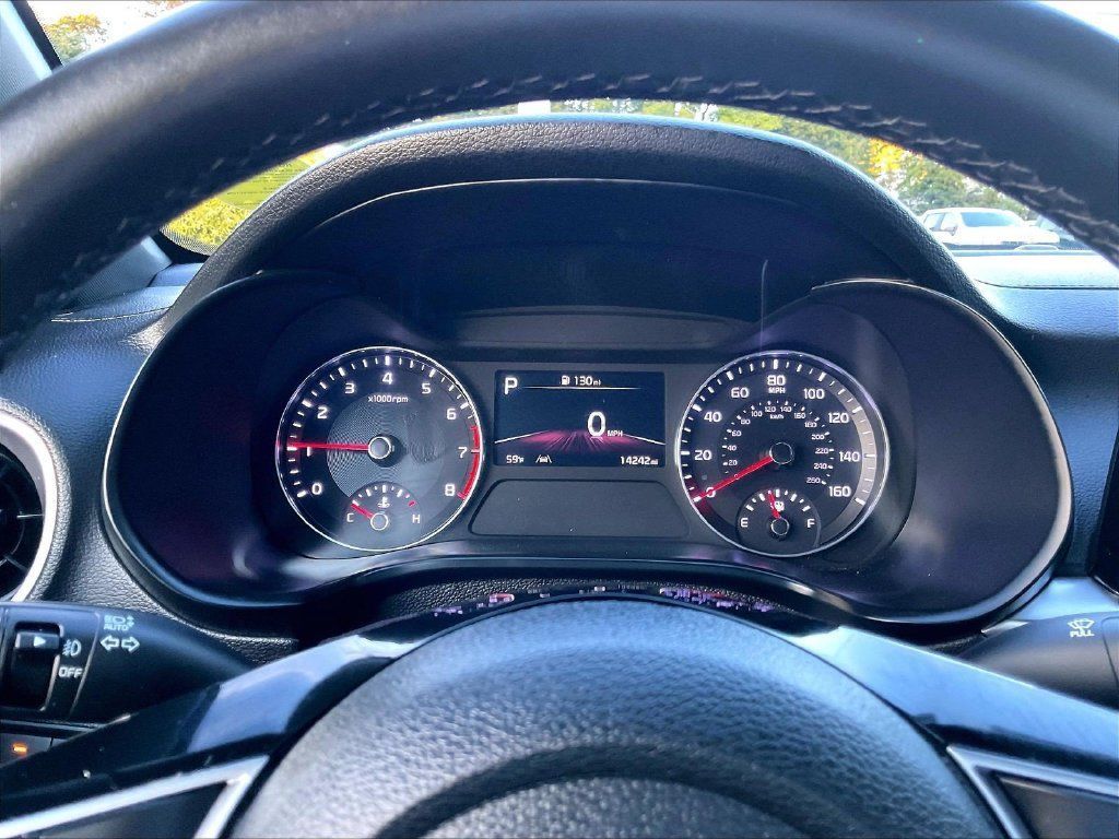Used 2024 Kia Forte GT-Line w/ GT-Line Premium Package FWD image 25