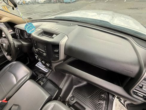 Used 2019 RAM 2500 Tradesman RWD image 33