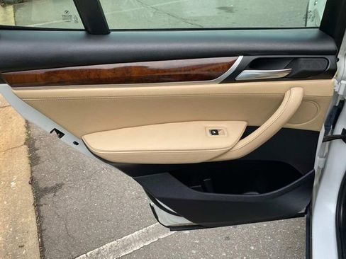 Used 2016 BMW X3 xDrive28i image 10