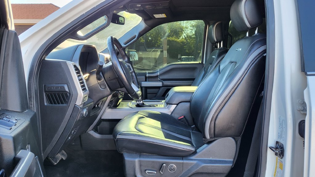 Used 2019 Ford F150 Platinum w/ Equipment Group 701A Luxury AWD/4WD image 25