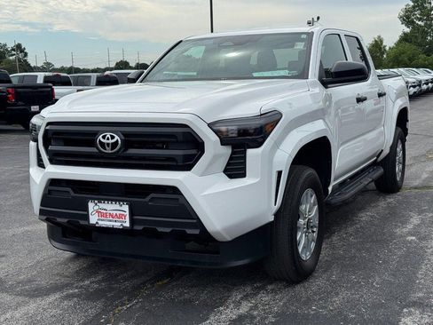 Used 2026 Toyota Tacoma SR AWD/4WD image 8