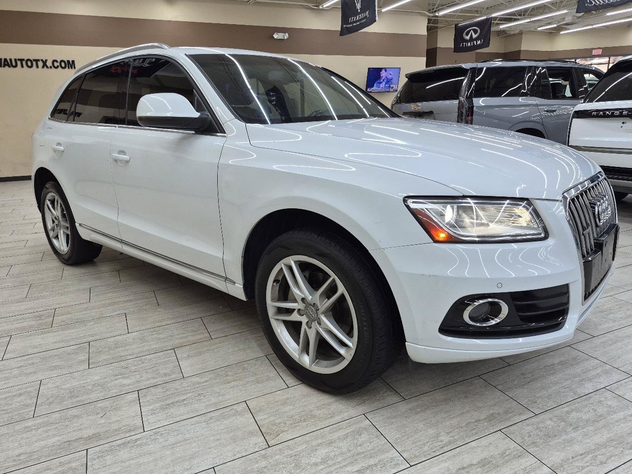 Used 2014 Audi Q5 2.0T Premium Plus w/ Premium Plus Package AWD/4WD image 12