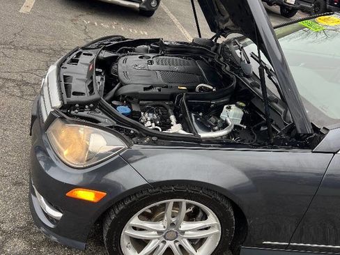Used 2013 Mercedes-Benz C 300 4MATIC Sedan image 37