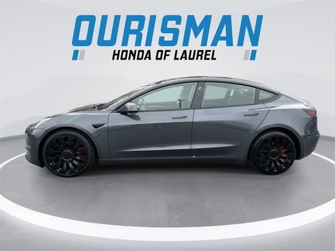 Used 2022 Tesla Model 3 Performance image 5