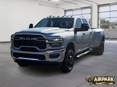 New 2026 RAM 3500 Tradesman image 8