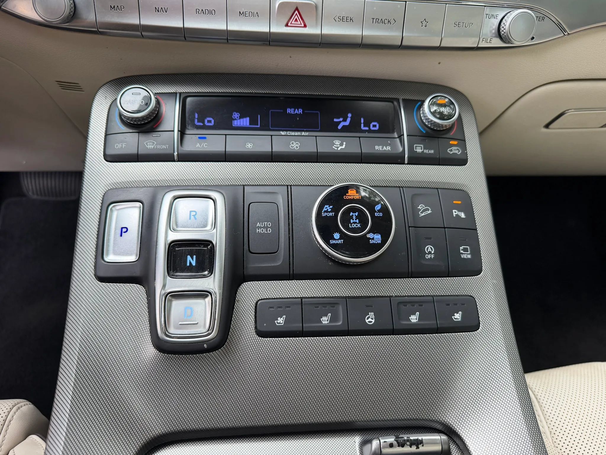 Used 2020 Hyundai Palisade Limited AWD/4WD image 25