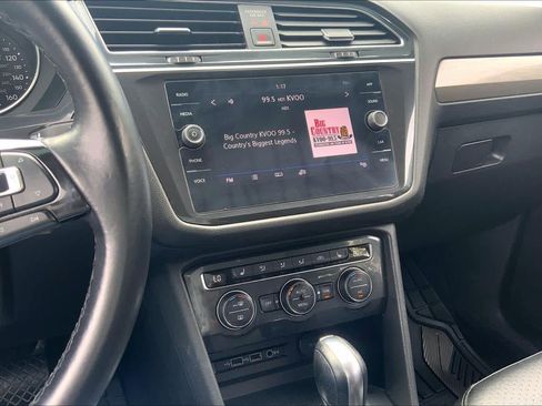 Used 2019 Volkswagen Tiguan SE image 7