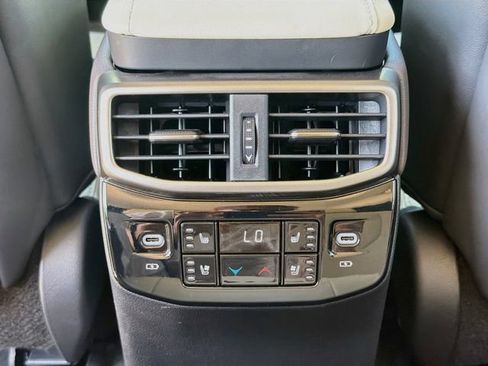 Used 2024 Lexus RX 350 AWD image 21