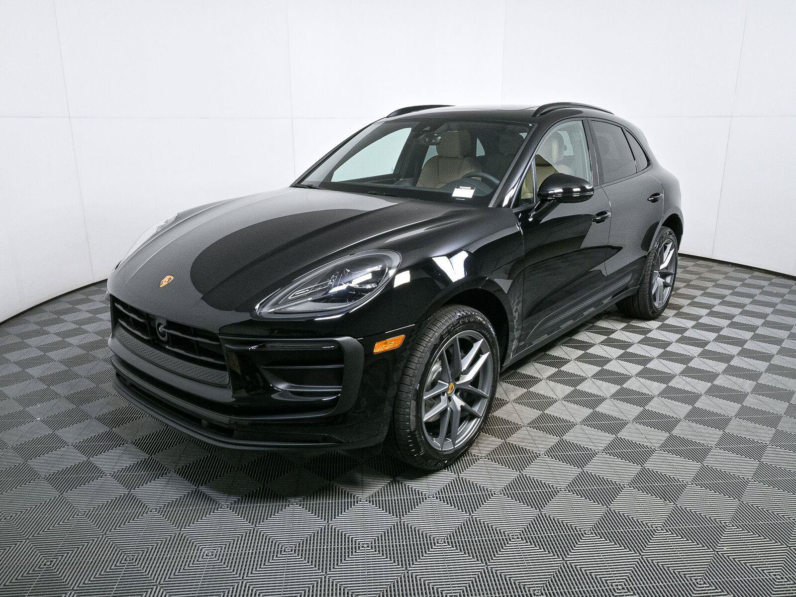 New 2026 Porsche Macan AWD/4WD image 1