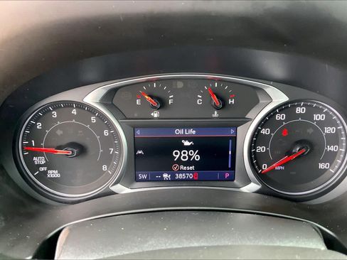 Used 2022 GMC Terrain SLT FWD image 26