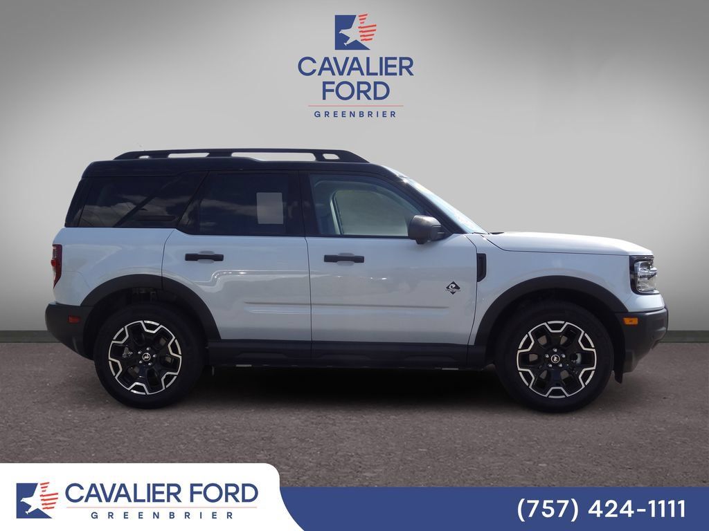 Used 2026 Ford Bronco Sport Outer Banks w/ Outer Banks Tech Package+ AWD/4WD image 2