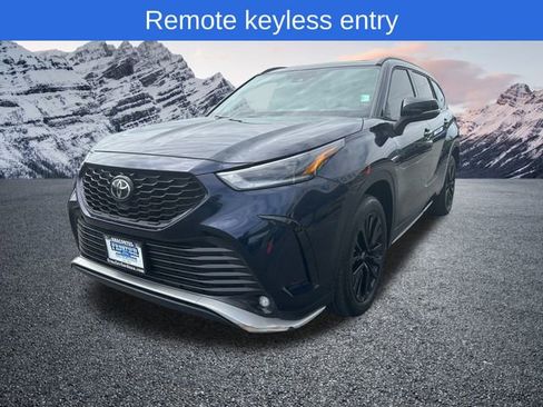 Used 2024 Toyota Highlander XSE image 7