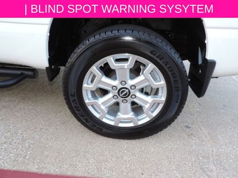 Certified 2024 Nissan Titan SV w/ SV Convenience Package image 14