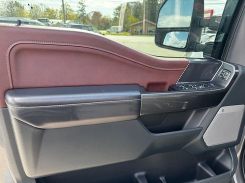 Used 2021 Ford F150 Lariat w/ Equipment Group 502A High AWD/4WD image 11