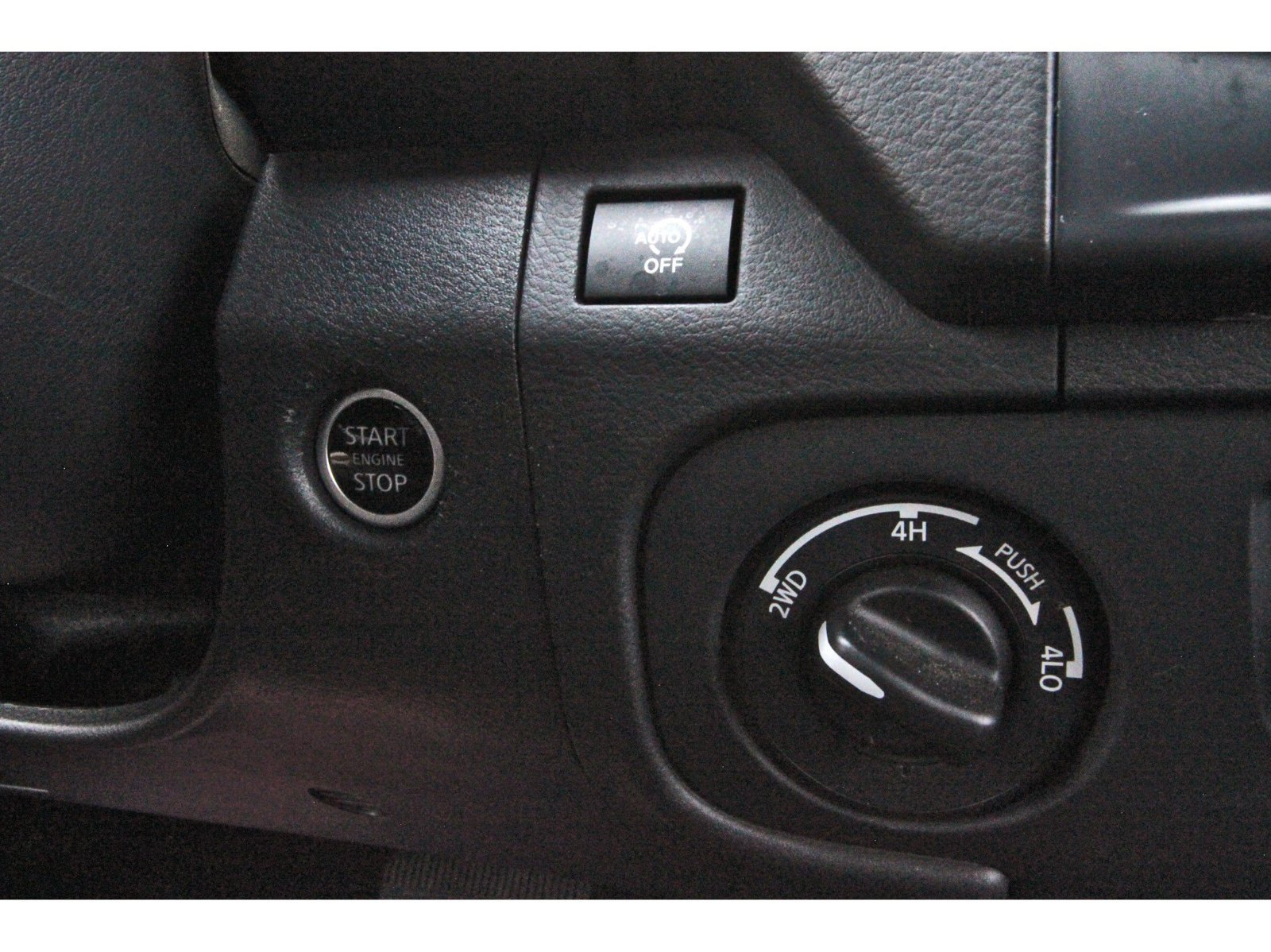 Certified 2025 Nissan Frontier PRO-4X w/ Pro Convenience Package AWD/4WD image 23