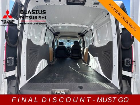 Used 2022 Ford Transit Connect XL image 24