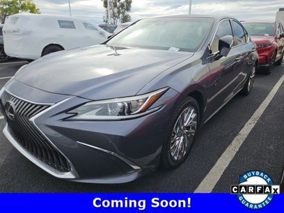 Used 2020 Lexus ES 350 w/ Luxury Package
