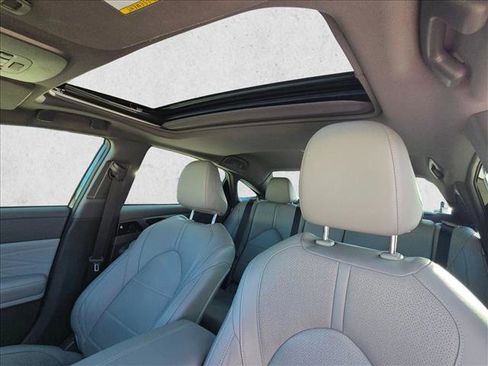 Used 2021 Toyota Avalon Limited w/ Advanced Safety Package image 15