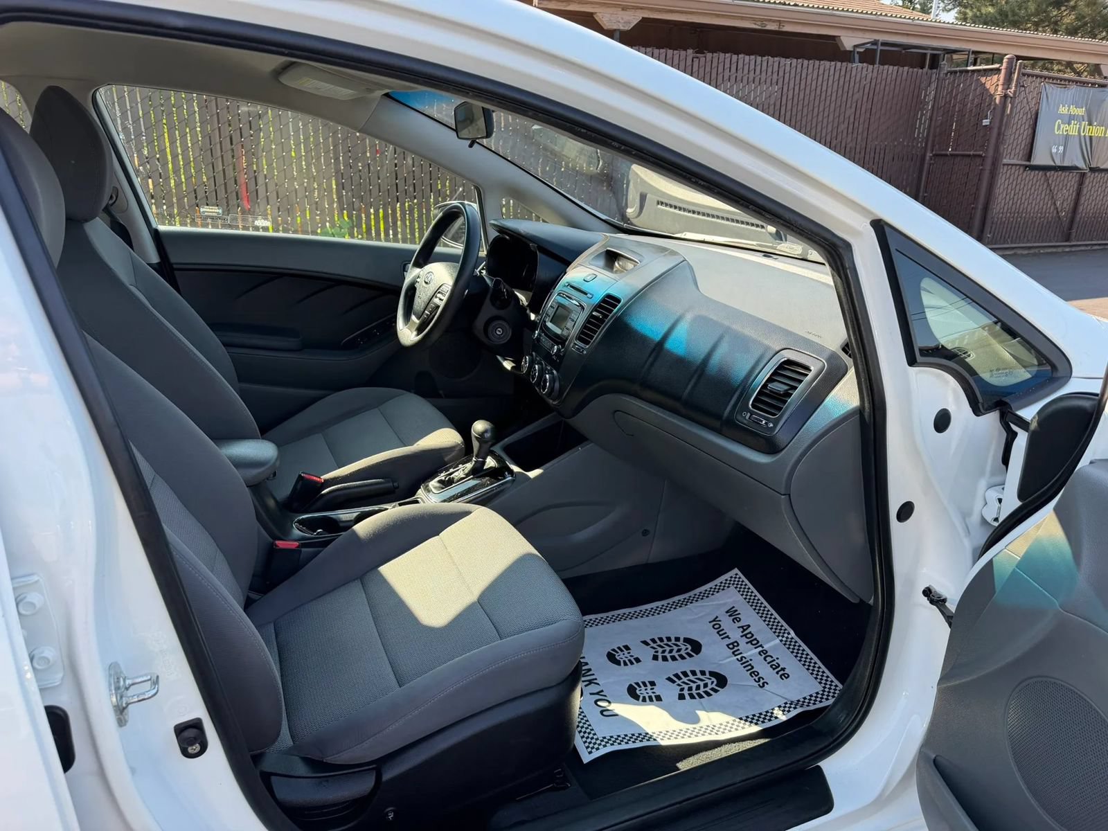 Used 2018 Kia Forte LX FWD image 13